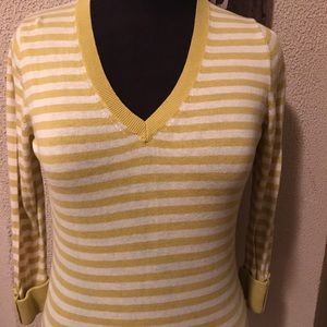 🌟Banana Republic V-Neck